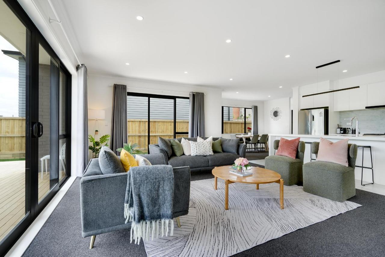 Fabulous River View - Brand New House In Hamilton Bagian luar foto