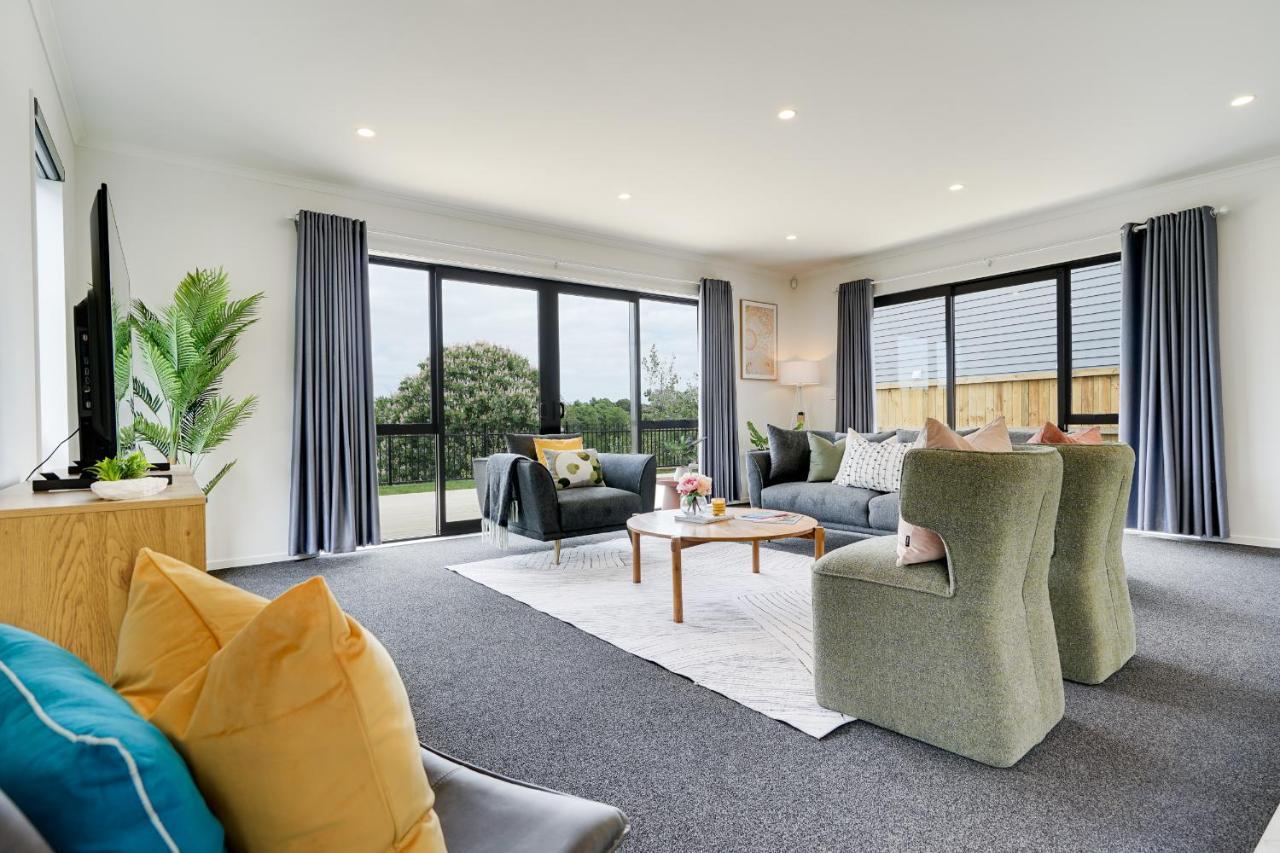 Fabulous River View - Brand New House In Hamilton Bagian luar foto